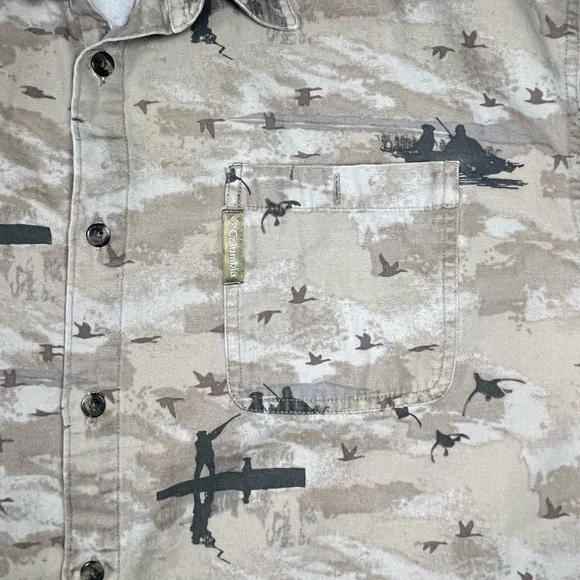 Columbia Men’s XL River Lodge Camo Shirt Hunting Fishing Outdoor Button Up - Picture 7 of 15